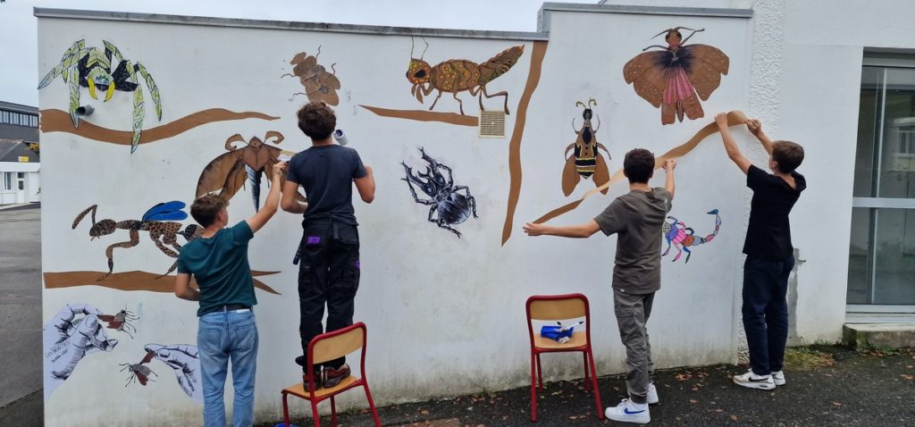 atelier artistique LEGT sur le thème : les bestioles 2