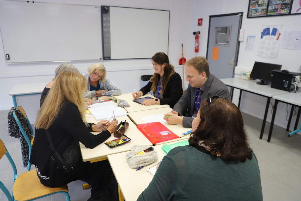 Un projet ERASMUS placé sous le signe du recyclage et de la découverte au collège St Jo 2025 2