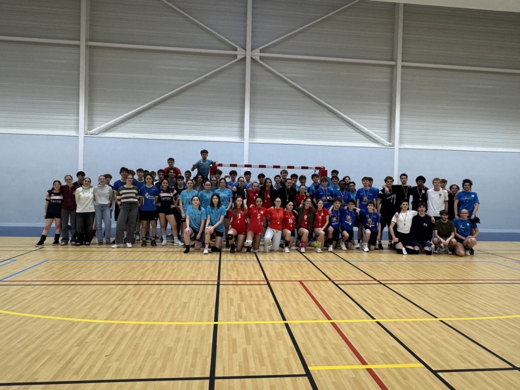 Une journée de volley XXL à St Jo 2025 1