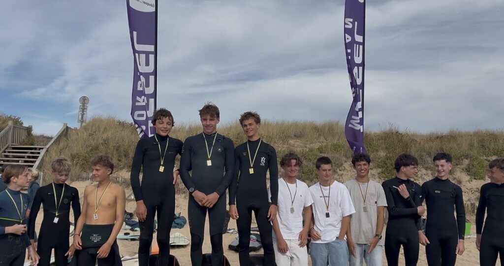 Notre lycée décroche son premier titre en surf par équipes sept 2026 2